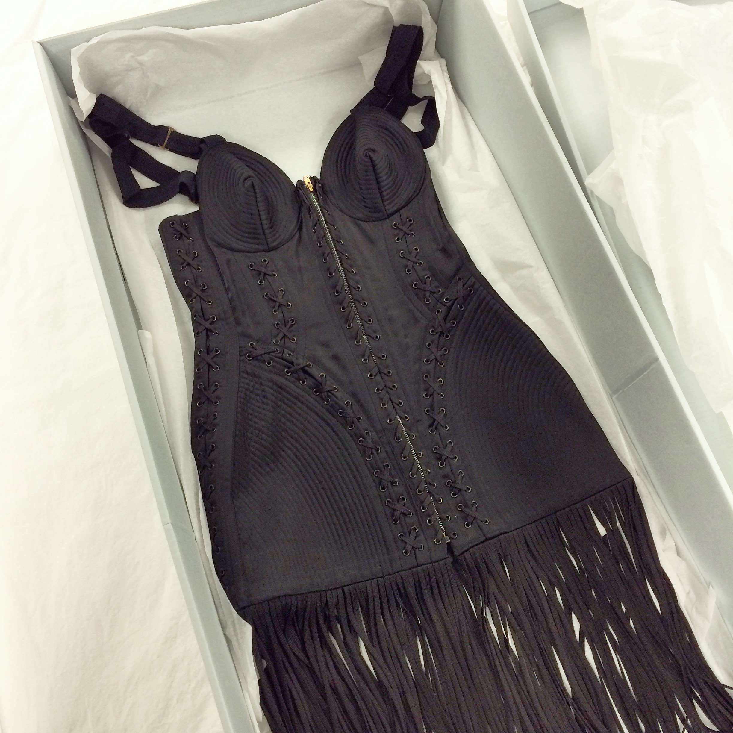 Prêt-à-Porter Piece — The Conservation Center